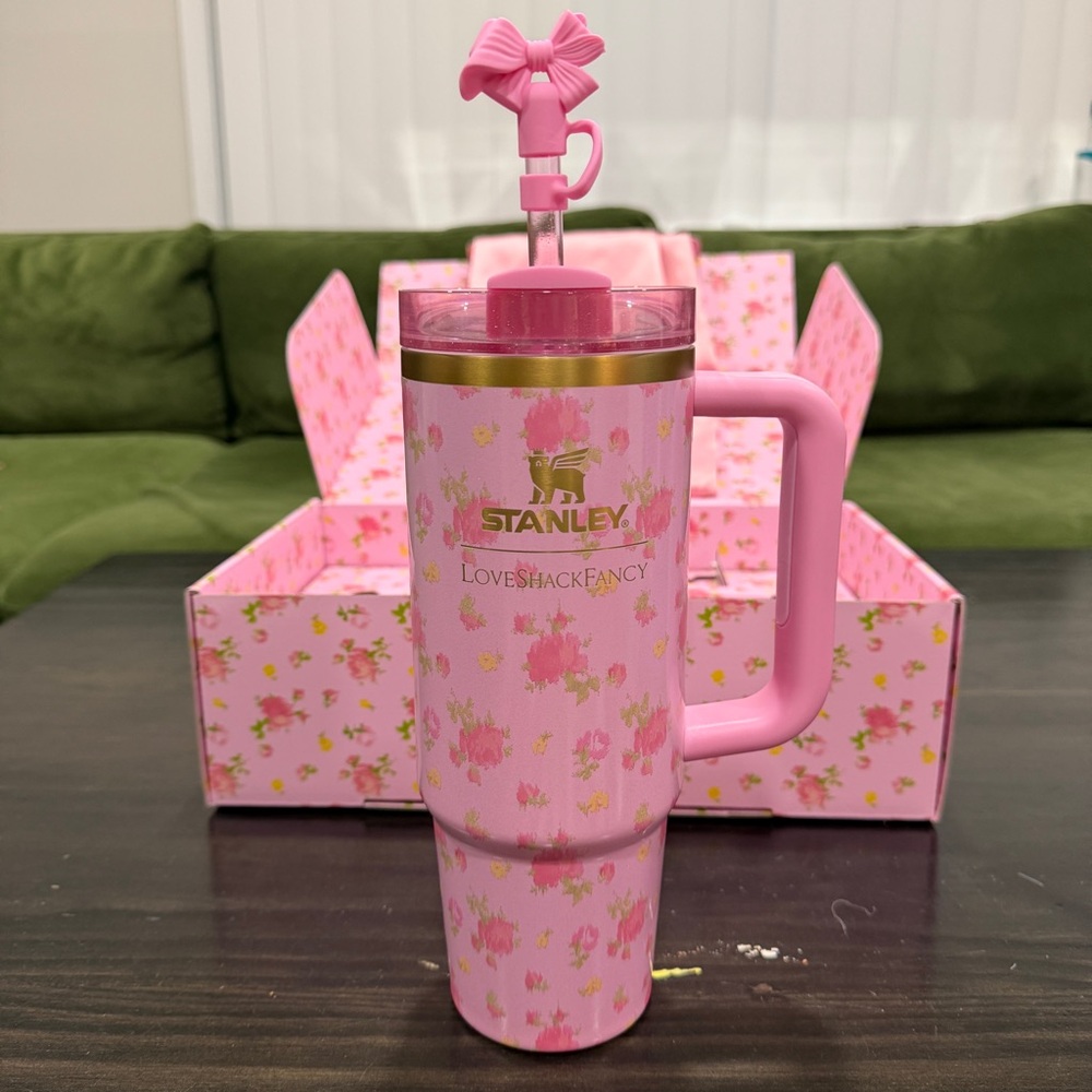 NWT Stanley x LoveShackFancy Quencher H2.0 FlowState 30 oz - Ibiza Sunset